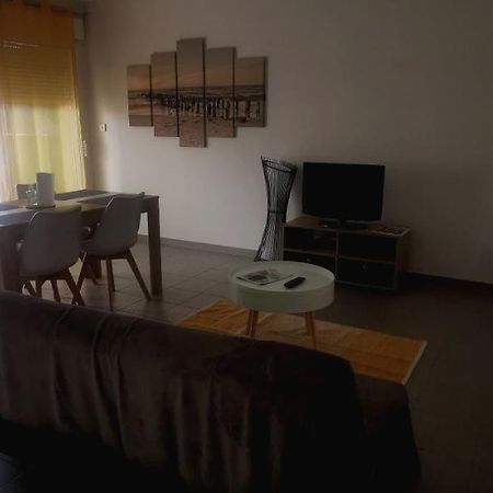 Appartement T2 Accessible Pmr Avec Terrasse Et Garage Onet-le-Château Eksteriør billede