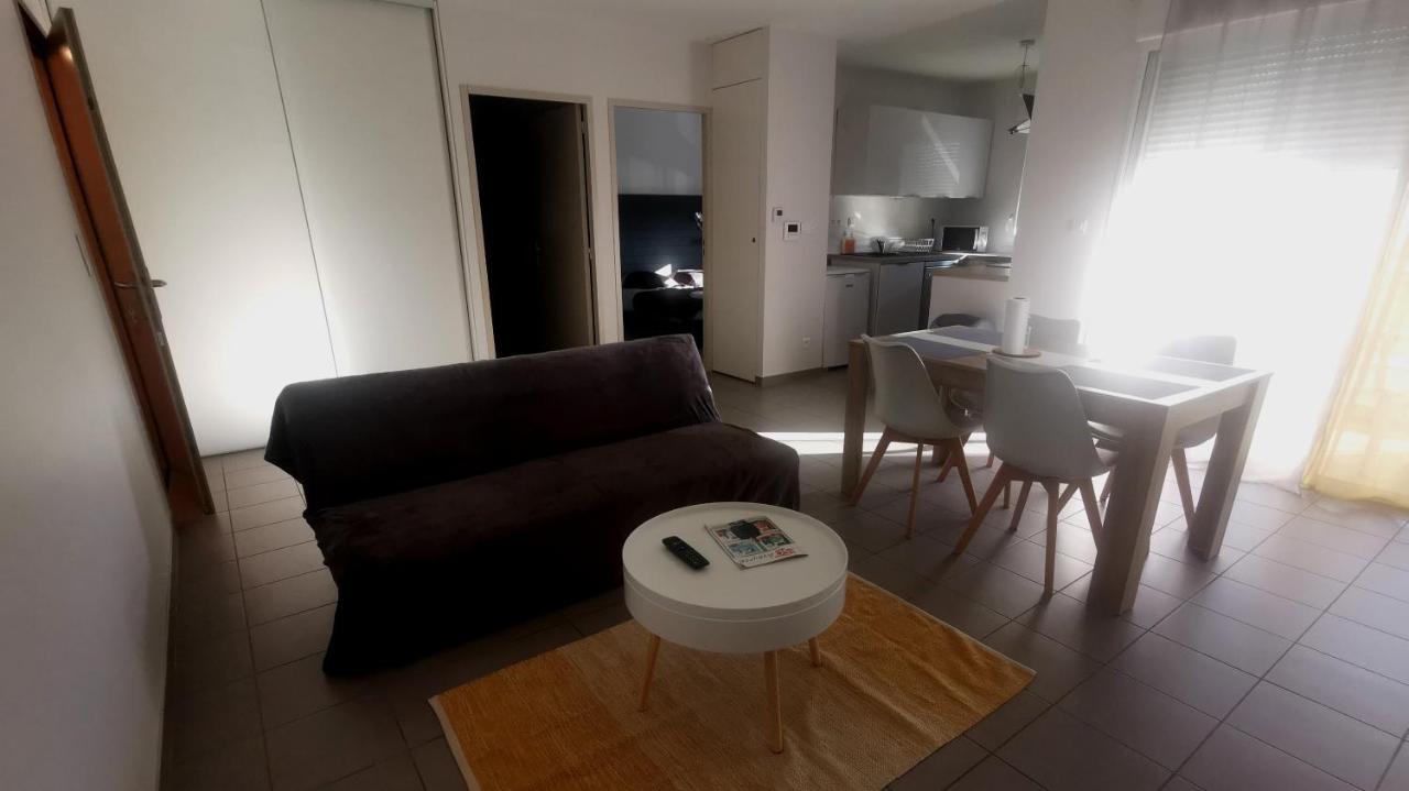 Appartement T2 Accessible Pmr Avec Terrasse Et Garage Onet-le-Château Eksteriør billede